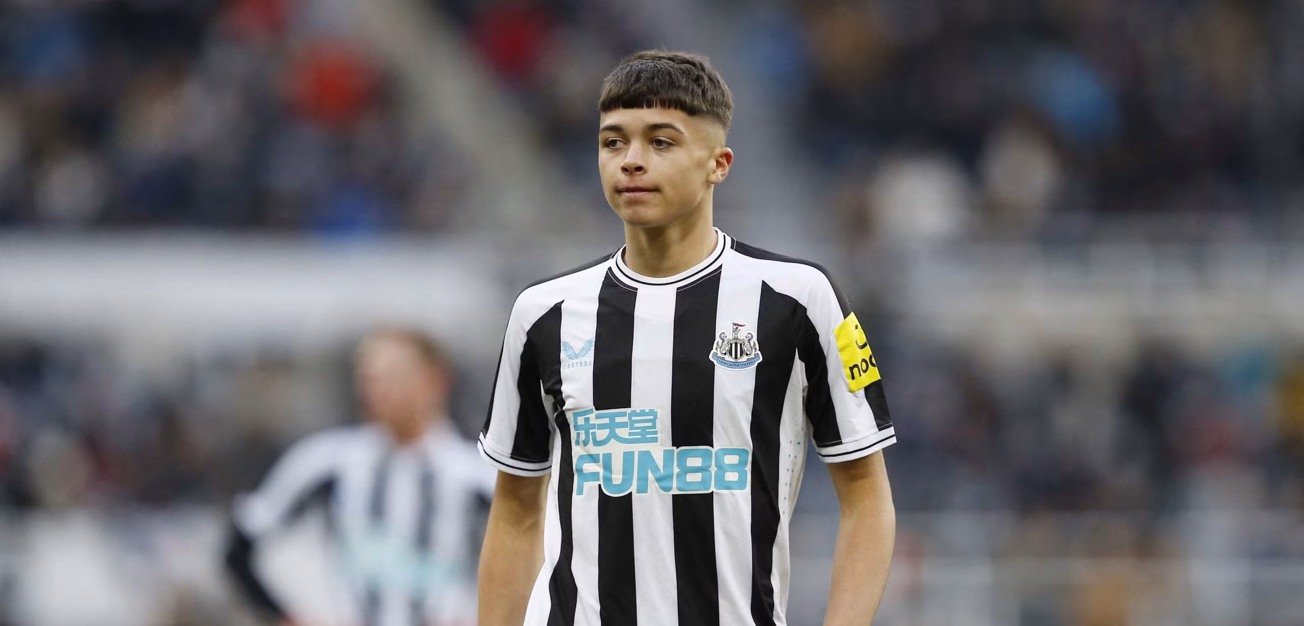 The Trust Threshold: Eddie Howe’s Youth Dilemma Miley-Newcastle-ASM-Howe-Carabao-Cup-Magpies-scaled
